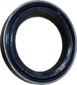 Uszczelniacz piasty koła przód Iveco Eurocargo 65x90x13/14,5mm